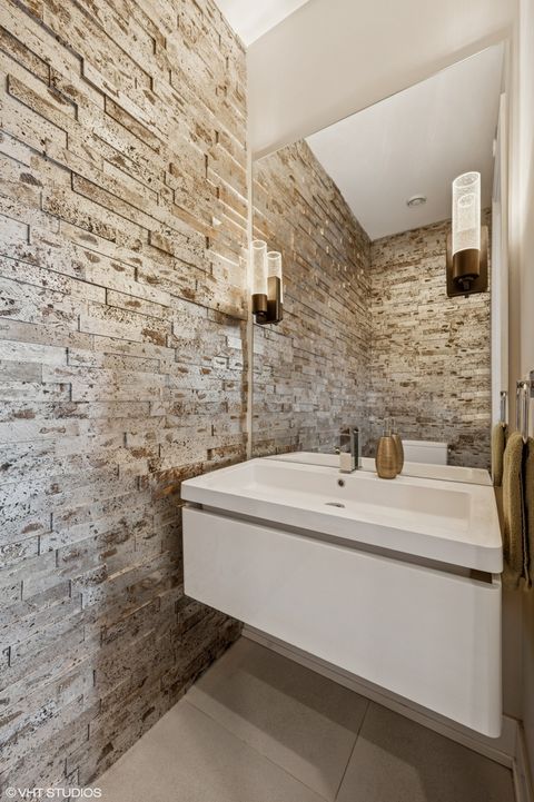 Tiny photo for 2138 N Damen Avenue #4, Chicago, IL 60647 (MLS # 12469273)