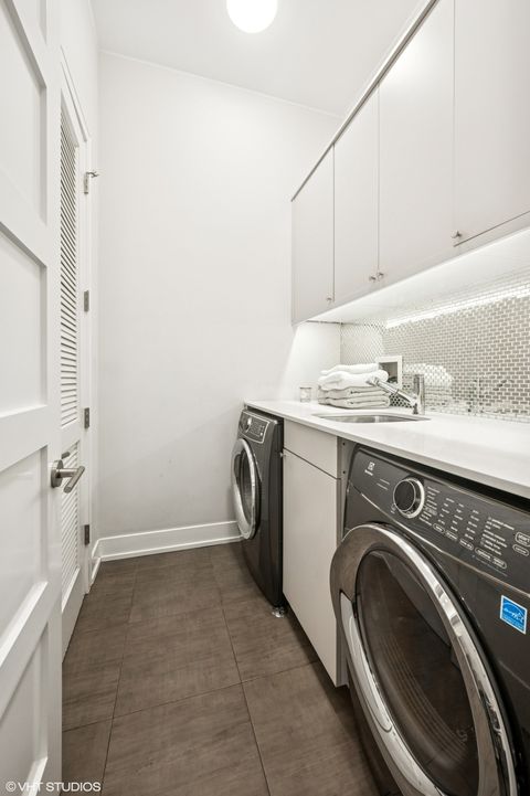 Tiny photo for 2138 N Damen Avenue #4, Chicago, IL 60647 (MLS # 12469273)