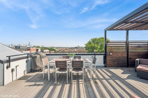 Tiny photo for 2138 N Damen Avenue #4, Chicago, IL 60647 (MLS # 12469273)