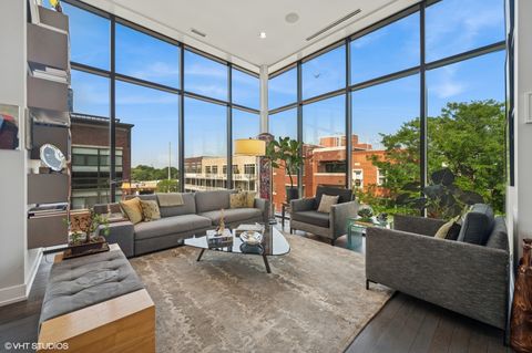 Tiny photo for 2138 N Damen Avenue #4, Chicago, IL 60647 (MLS # 12469273)