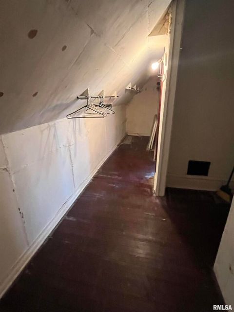 Tiny photo for 1109 S MICHIGAN Street, Davenport, IA 52802 (MLS # QC4264137)