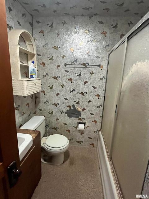 Tiny photo for 1109 S MICHIGAN Street, Davenport, IA 52802 (MLS # QC4264137)