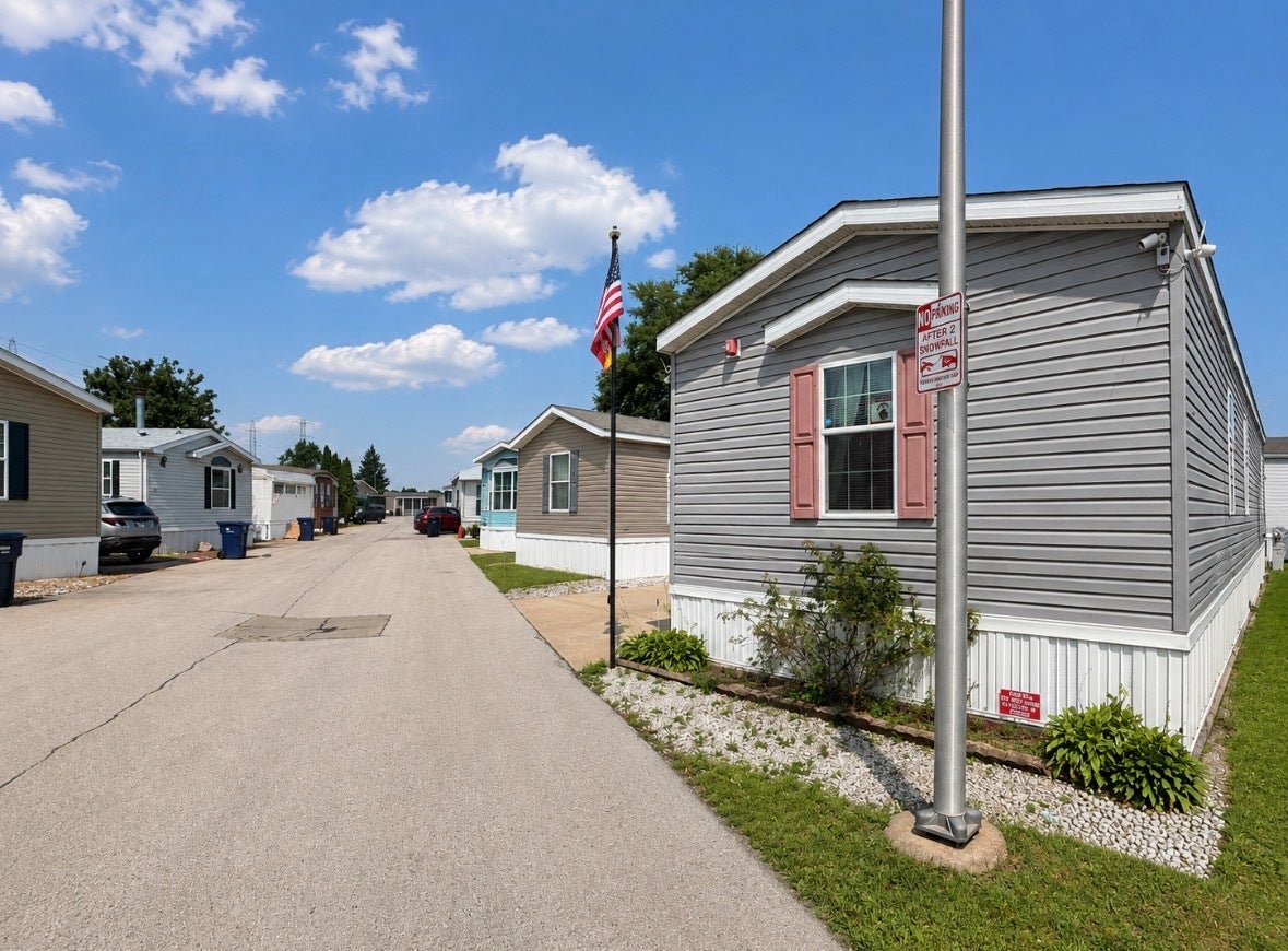 8800 S Harlem Avenue 1517