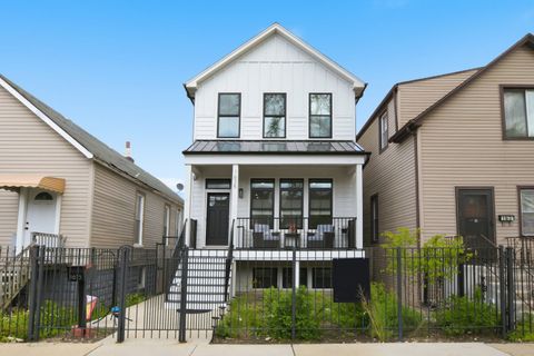 Photo of 1635 N Central Park Avenue, Chicago, IL 60647 (MLS # 12645226)