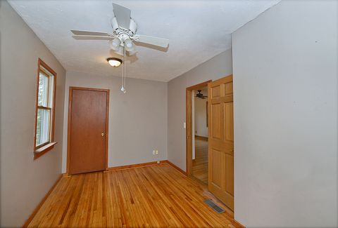 Tiny photo for 614 2nd Avenue, Ottawa, IL 61350 (MLS # 12494011)