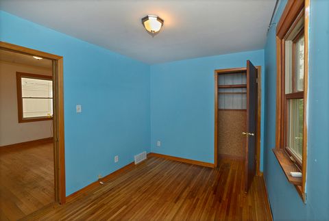 Tiny photo for 614 2nd Avenue, Ottawa, IL 61350 (MLS # 12494011)