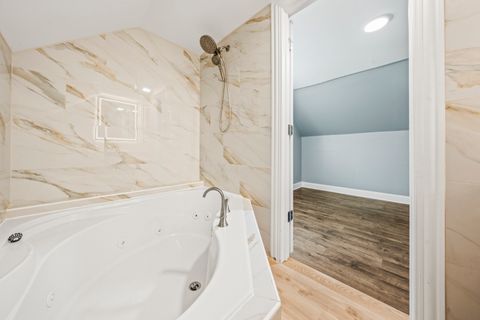 Tiny photo for 9725 Normandy Avenue, Oak Lawn, IL 60453 (MLS # 12502890)