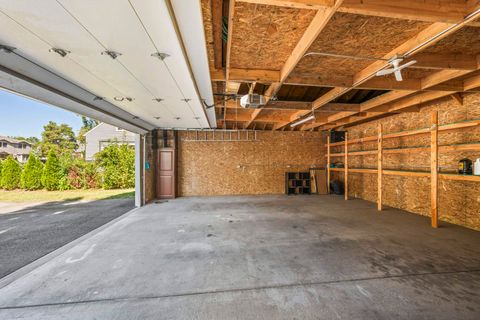 Tiny photo for 9725 Normandy Avenue, Oak Lawn, IL 60453 (MLS # 12502890)