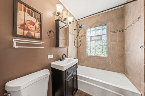 Tiny photo for 9725 Normandy Avenue, Oak Lawn, IL 60453 (MLS # 12502890)