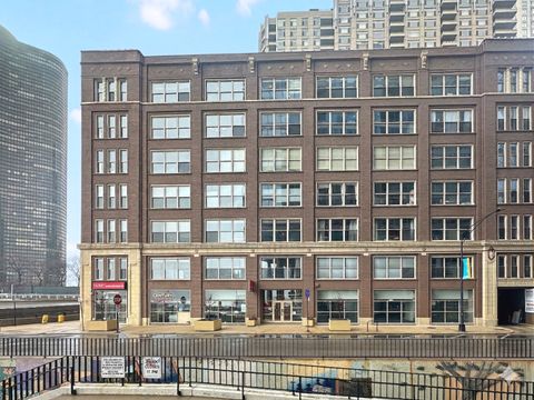 540 N Lake Shore Drive 2 Chicago IL 60611