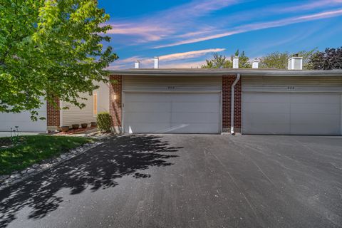 Tiny photo for 406 Hummingbird Court, Deerfield, IL 60015 (MLS # 12623545)