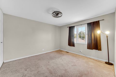 Tiny photo for 406 Hummingbird Court, Deerfield, IL 60015 (MLS # 12623545)
