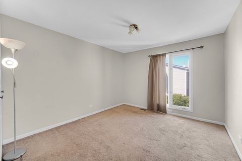 Tiny photo for 406 Hummingbird Court, Deerfield, IL 60015 (MLS # 12623545)