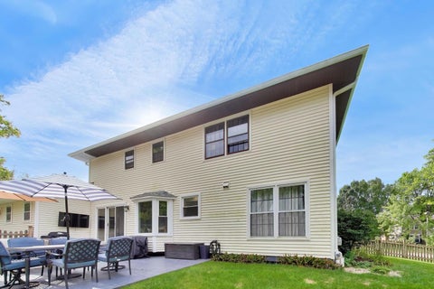 Tiny photo for 925 Hidden Lake Road, Naperville, IL 60565 (MLS # 12752098)