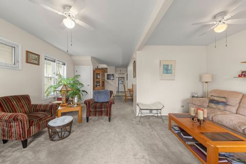 Tiny photo for 2646 N Mont Clare Avenue, Chicago, IL 60707 (MLS # 12586060)
