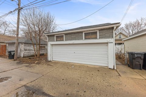 Tiny photo for 2646 N Mont Clare Avenue, Chicago, IL 60707 (MLS # 12586060)