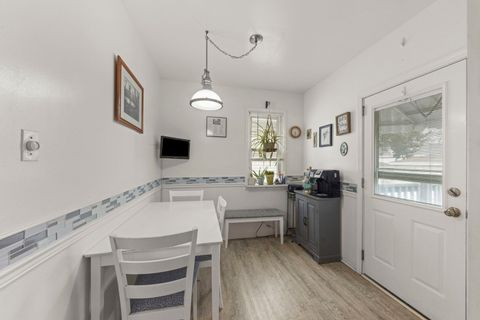 Tiny photo for 2646 N Mont Clare Avenue, Chicago, IL 60707 (MLS # 12586060)