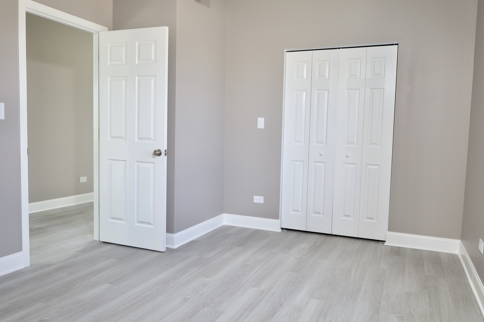 1900 W Garfield Boulevard