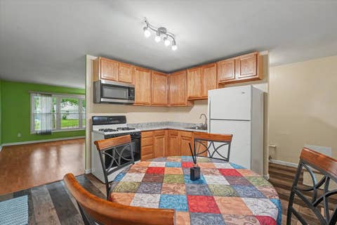 Tiny photo for 2803 E Illinois Street, Urbana, IL 61802 (MLS # 12732867)