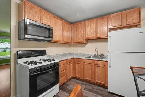 Tiny photo for 2803 E Illinois Street, Urbana, IL 61802 (MLS # 12732867)