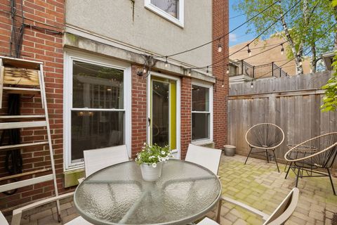 Tiny photo for 1925 N Maud Avenue #1, Chicago, IL 60614 (MLS # 12612433)