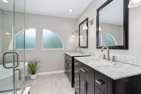 Tiny photo for 1925 N Maud Avenue #1, Chicago, IL 60614 (MLS # 12612433)