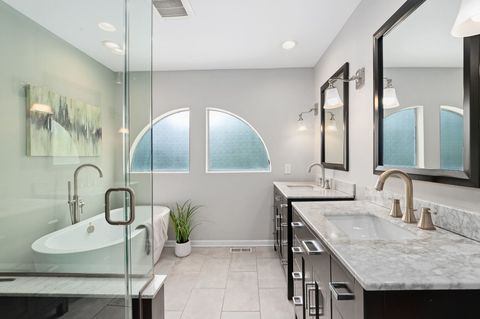 Tiny photo for 1925 N Maud Avenue #1, Chicago, IL 60614 (MLS # 12612433)