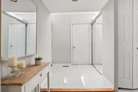 Tiny photo for 1925 N Maud Avenue #1, Chicago, IL 60614 (MLS # 12612433)
