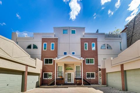 Photo of 1925 N Maud Avenue #1, Chicago, IL 60614 (MLS # 12612433)