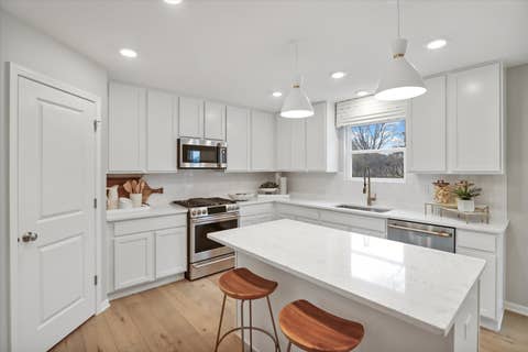 Tiny photo for 148 Piper Glen Avenue, Oswego, IL 60543 (MLS # 12733928)