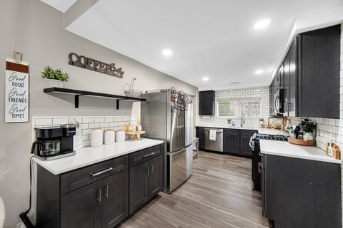 Tiny photo for 920 Theresa Lane, Chicago Heights, IL 60411 (MLS # 12609506)