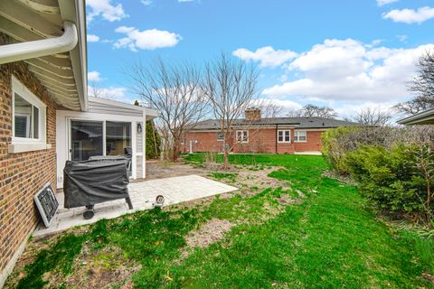 Tiny photo for 920 Theresa Lane, Chicago Heights, IL 60411 (MLS # 12609506)