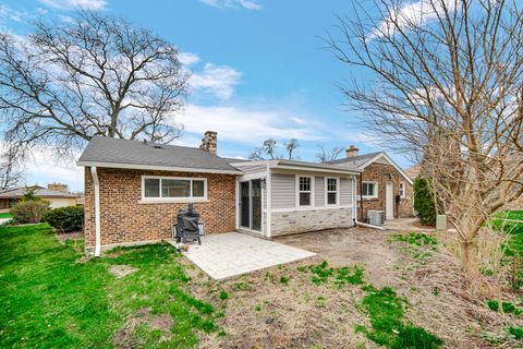 Tiny photo for 920 Theresa Lane, Chicago Heights, IL 60411 (MLS # 12609506)