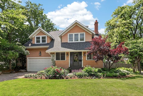 Photo of 2 S Stough Street, Hinsdale, IL 60521 (MLS # 12700216)