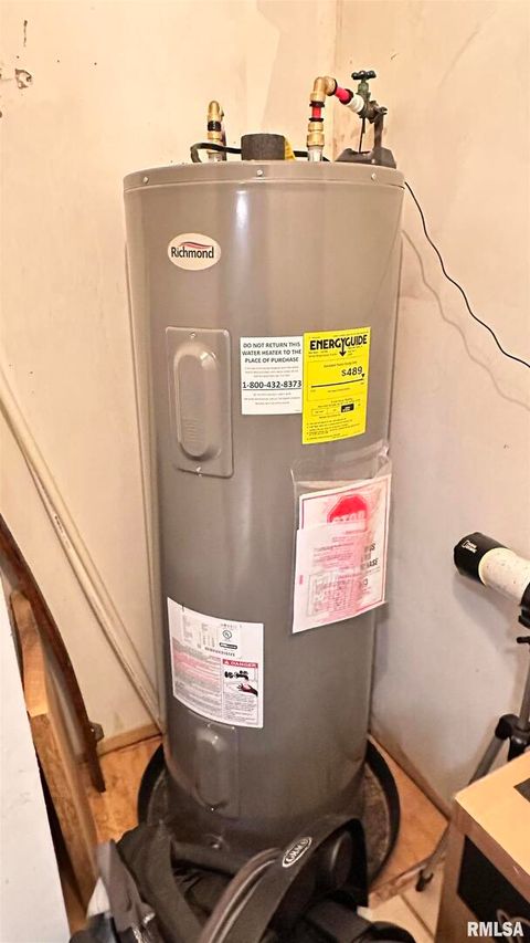 Tiny photo for 909 NORTH Road, West Frankfort, IL 62896 (MLS # EB459066)