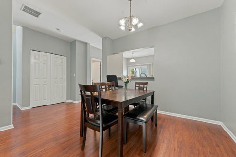 Tiny photo for 1002 Savoy Court, Elk Grove Village, IL 60007 (MLS # 12758814)