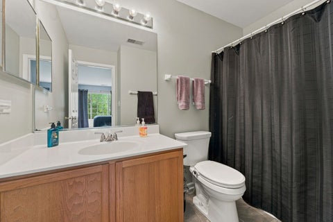 Tiny photo for 1002 Savoy Court, Elk Grove Village, IL 60007 (MLS # 12758814)