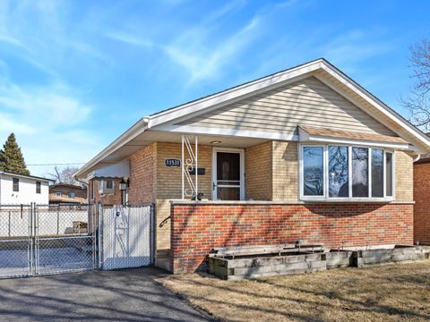 Photo of 11531 S Kolmar Avenue, Alsip, IL 60803 (MLS # 12580800)