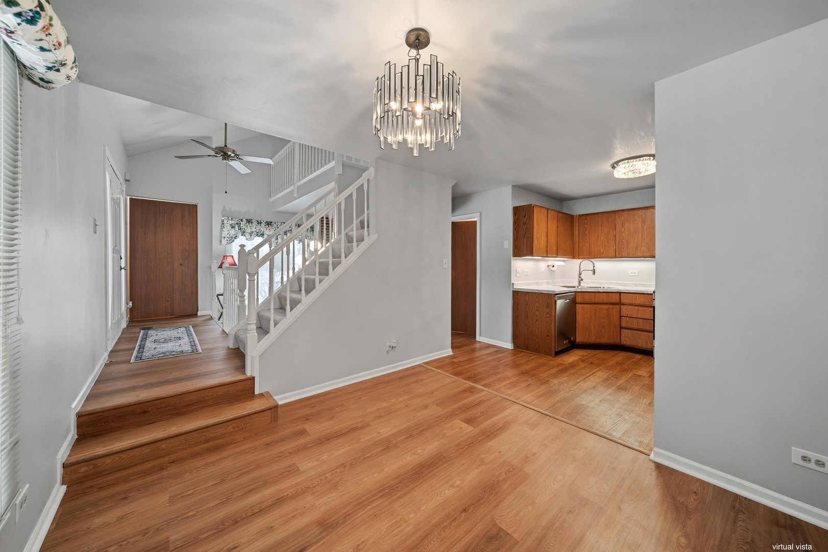 2547 College Hill Circle