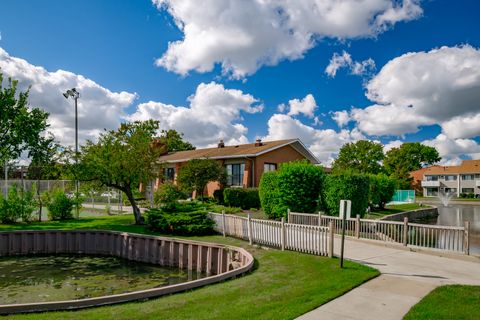 Tiny photo for 4000 BAYSIDE Drive #205, Palatine, IL 60074 (MLS # 12484035)