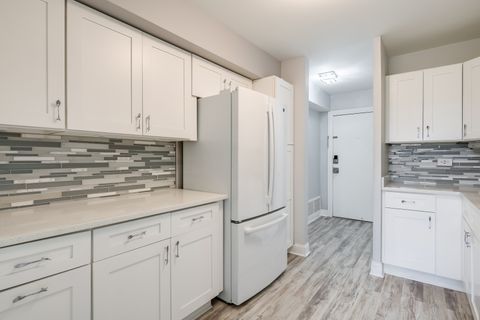 Tiny photo for 4000 BAYSIDE Drive #205, Palatine, IL 60074 (MLS # 12484035)