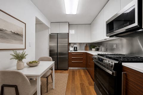 Tiny photo for 850 N DeWitt Place #7K, Chicago, IL 60611 (MLS # 12691981)