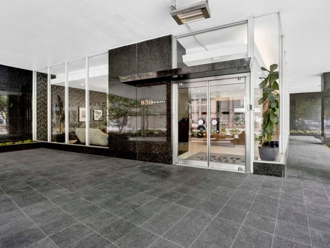 Tiny photo for 850 N DeWitt Place #7K, Chicago, IL 60611 (MLS # 12691981)