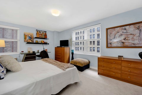 Tiny photo for 850 N DeWitt Place #7K, Chicago, IL 60611 (MLS # 12691981)