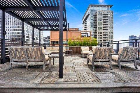 Tiny photo for 850 N DeWitt Place #7K, Chicago, IL 60611 (MLS # 12691981)