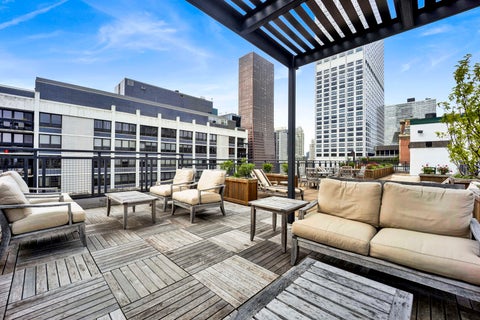 Tiny photo for 850 N DeWitt Place #7K, Chicago, IL 60611 (MLS # 12691981)
