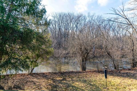 Tiny photo for 1161 Oak Spring Lane, Libertyville, IL 60048 (MLS # 12430527)