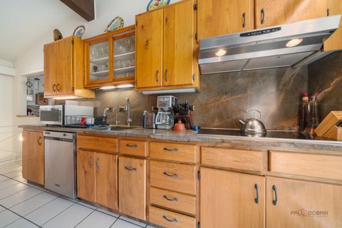 Tiny photo for 1161 Oak Spring Lane, Libertyville, IL 60048 (MLS # 12430527)