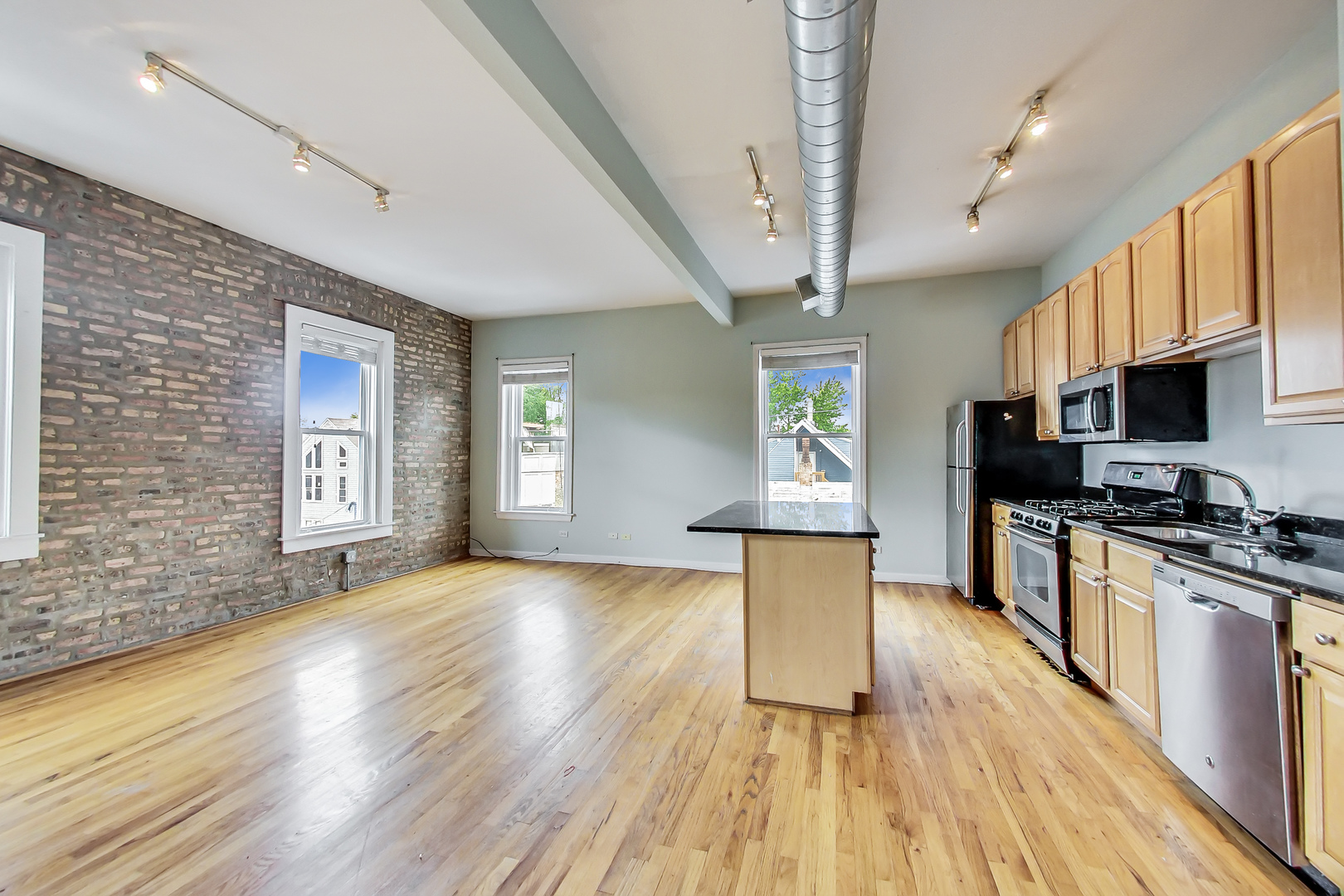 2636 N ORCHARD Street 3R