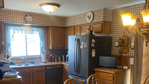 Tiny photo for 811 Oakton Avenue, Romeoville, IL 60446 (MLS # 12570645)